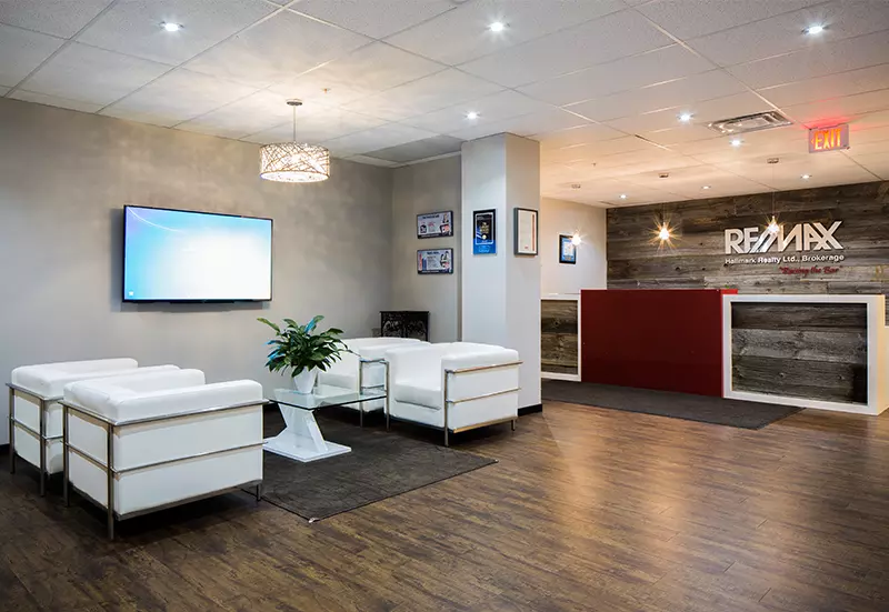 RE/MAX BAYVIEW VILLAGE